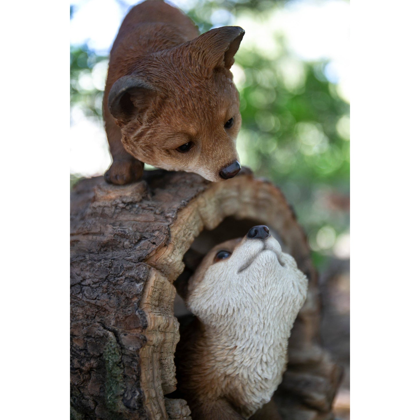 Polyresin Decorative Figurine of Fox Pups Playing